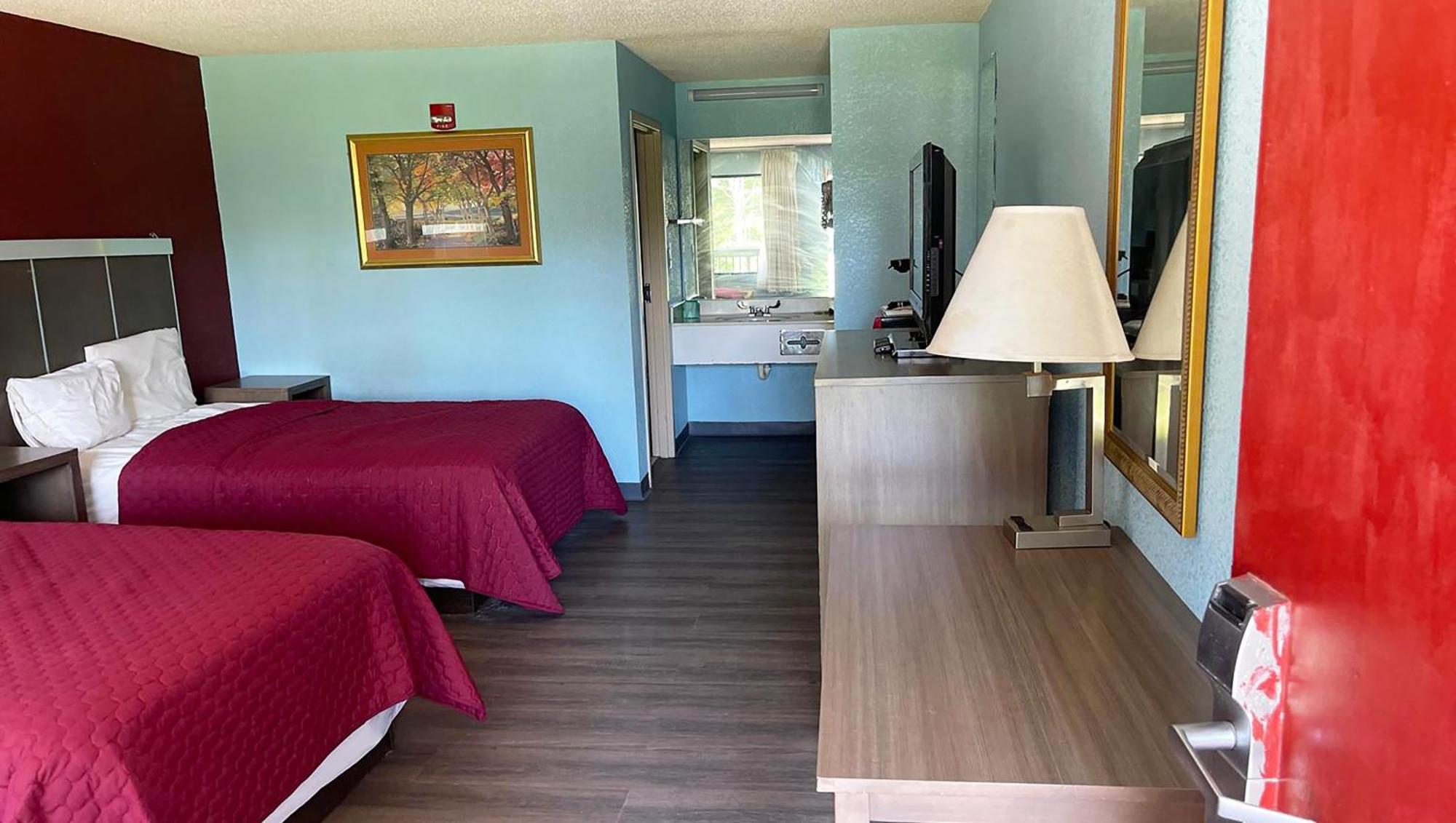 Mayfair Inn Williamston Εξωτερικό φωτογραφία