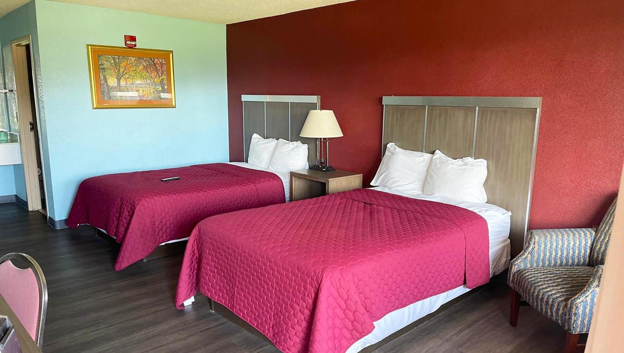 Mayfair Inn Williamston Εξωτερικό φωτογραφία