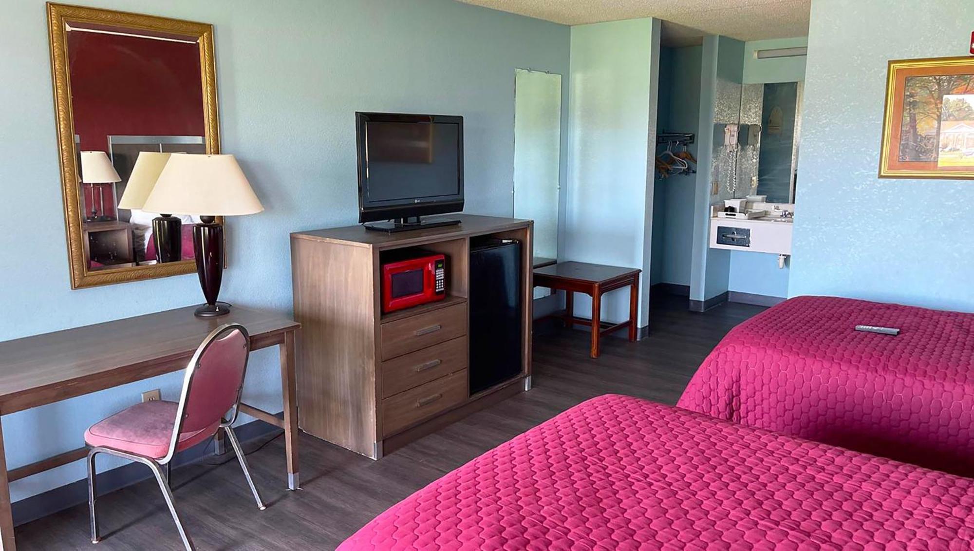 Mayfair Inn Williamston Εξωτερικό φωτογραφία