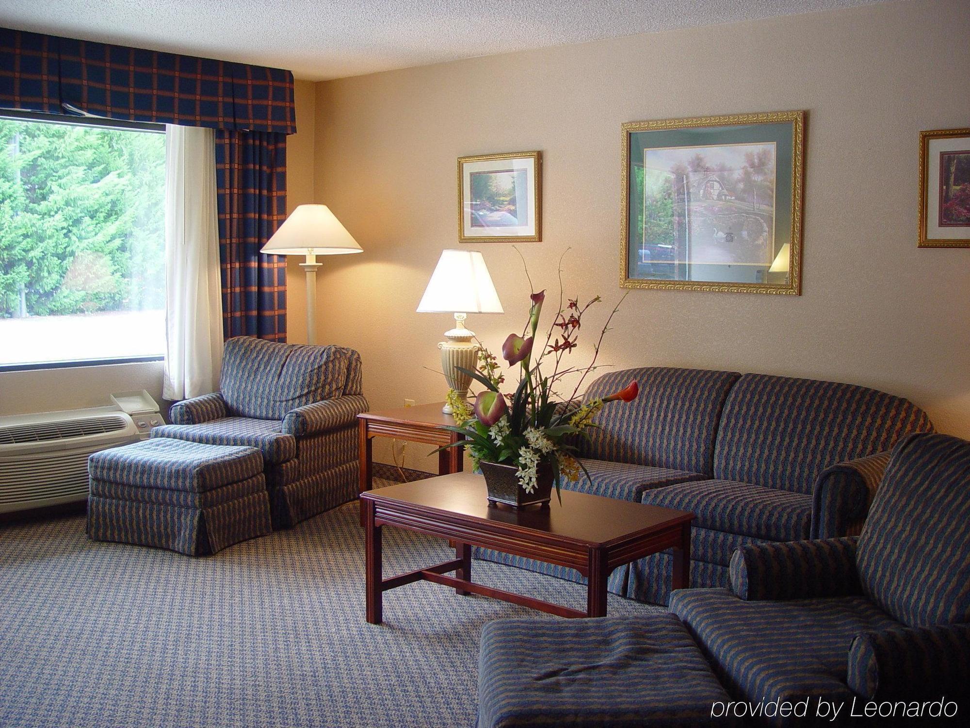 Mayfair Inn Williamston Εξωτερικό φωτογραφία